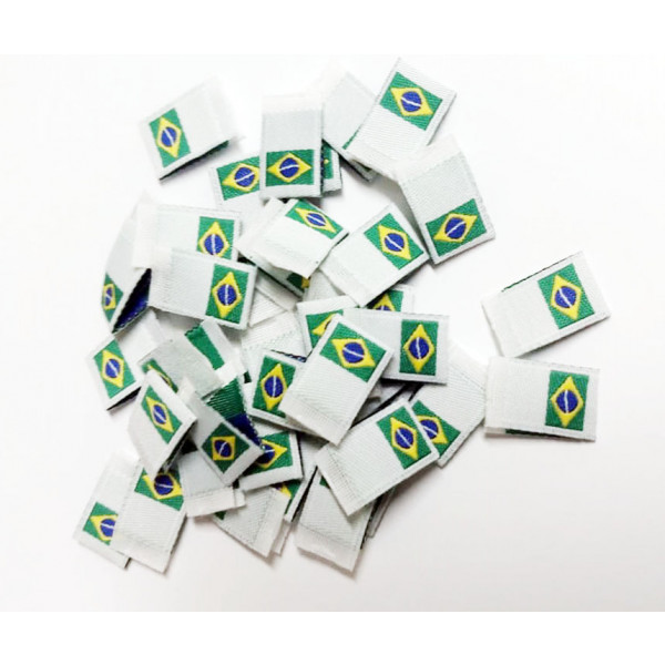 Bandeirinha do Brasil bordada